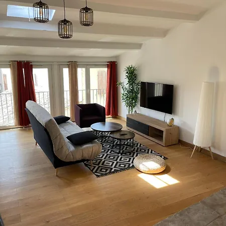 Le Nid D'abeille, La Ruche Rurale 马诺斯克