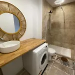 Le Nid D'abeille, La Ruche Rurale Manosque