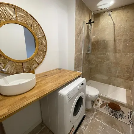 Le Nid D'abeille, La Ruche Rurale Manosque