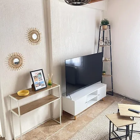 Le Nid D'abeille, La Ruche Rurale * Manosque