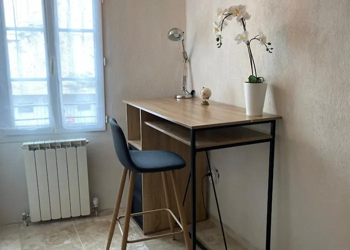 Le Nid D'abeille, La Ruche Rurale * Manosque